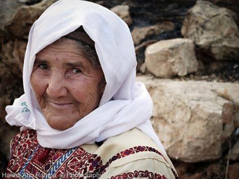 580863_334352009990103_588275697_n