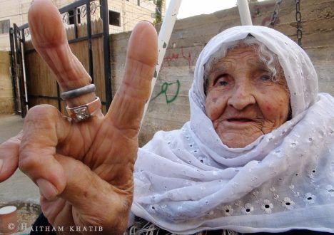 319037_477521282292572_1993334754_n