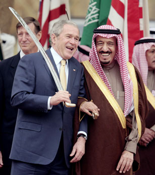 george-w-bush-with-saudi-king