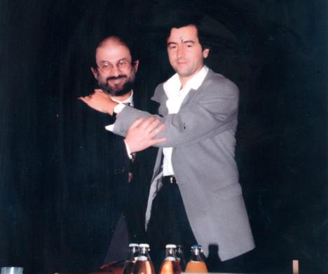 561733_366837706729423_1564299057_n