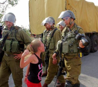 557585_302875539825544_45438891_n